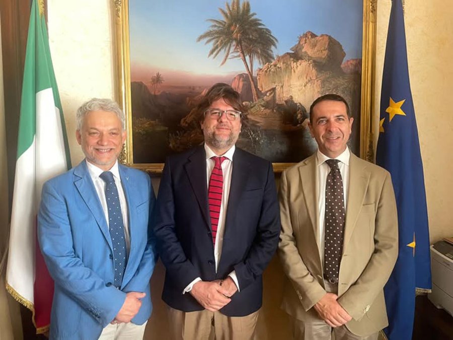 20/06/2025, Taranto, Presidente della Commissione Finanze Marco Osnato